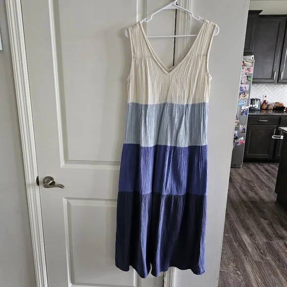 Marine Layer Corrine Maxi Dress - Picture 3 of 7